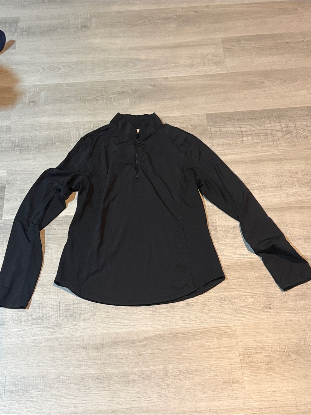 Women’s Black Long-Sleeve Quarter-Zip Performance Shirt